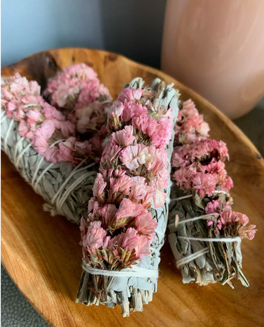Sustainably Sourced Blue Sage + Pink Sinuata Flower Bundle