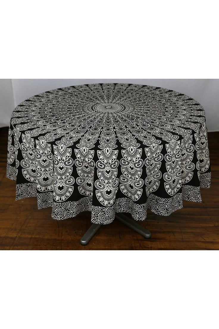 Round Mandala Tapestry | Black & White